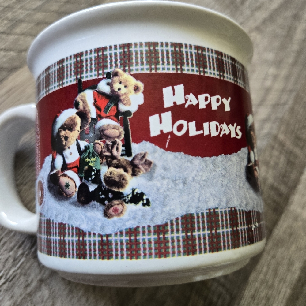 Boyds Bears Happy Holidays Christmas Coffee Mug Ceramic Festive Holiday Decor